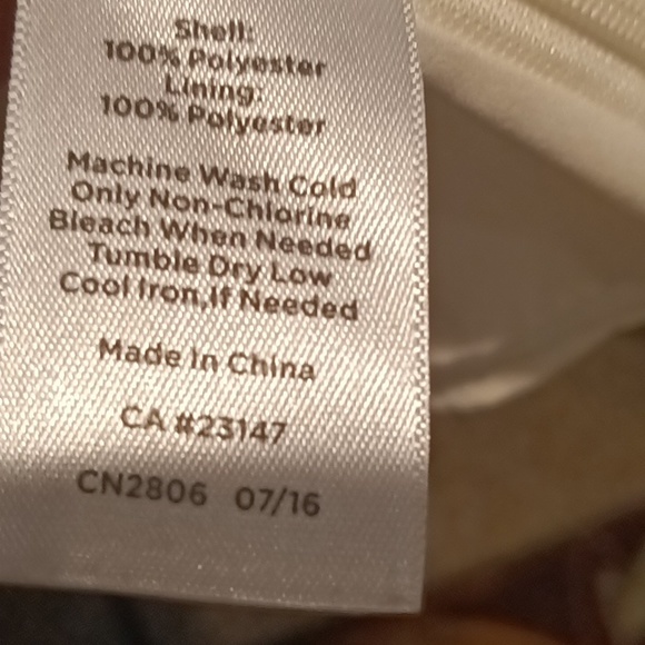 FINAL PRICE TALBOTS ivory 3/4 sleeve blouse w scalloped hem & flap in rear 1X - Picture 13 of 13